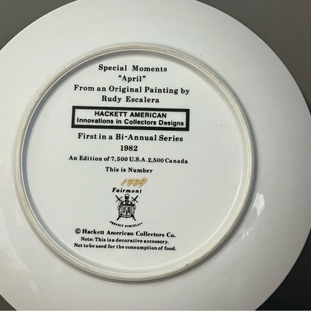 Special Moments "April"
Hackett American Limited Fairmont Porcelain Plate. - Picture 3 of 3